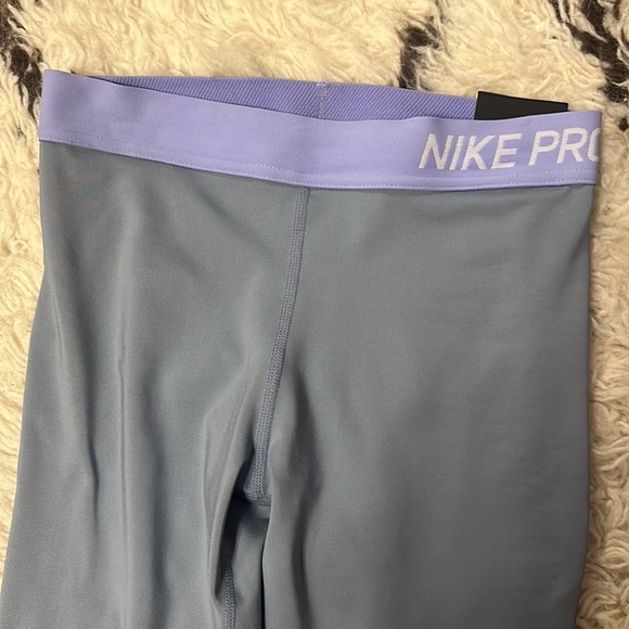 2/$40✨Nike pro leggings BNWT​​ - Picture 2 of 6